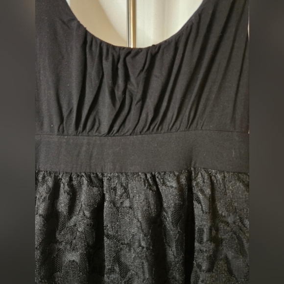 XXI Black Lace Skater Dress Size Small – Elegant Fit & Flare Style - Picture 2 of 6